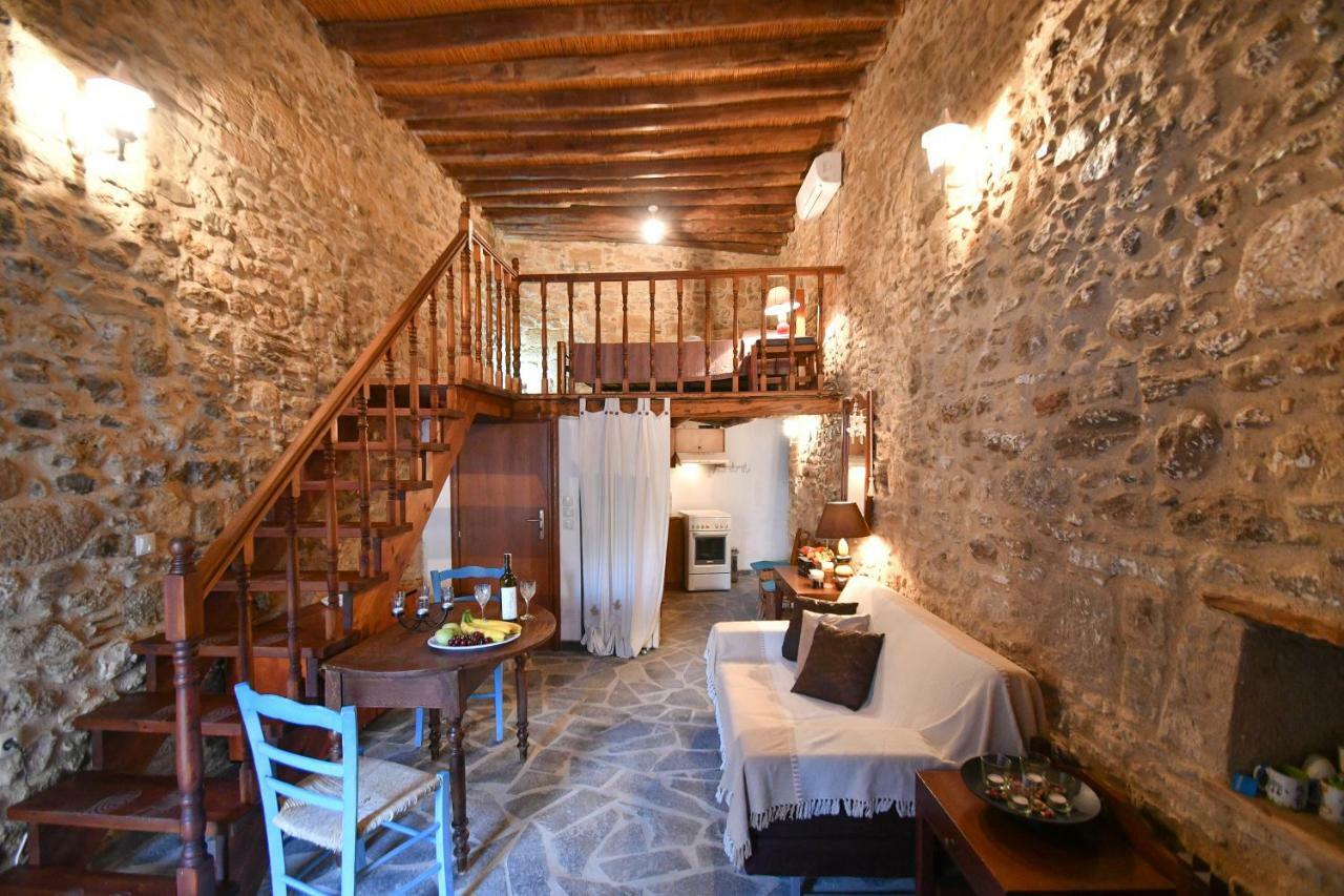 Stone House Apartment *